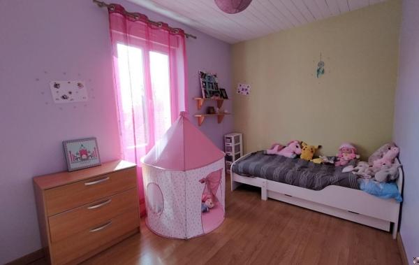 Vente Maison de village ref.7100 Courcite   