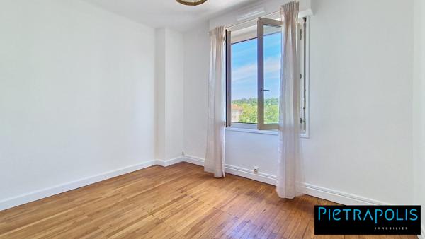 Lyon 8 - T3 de 63.81m² avec balcon au 4ème ét/7- ascenseur - Peintures 2026