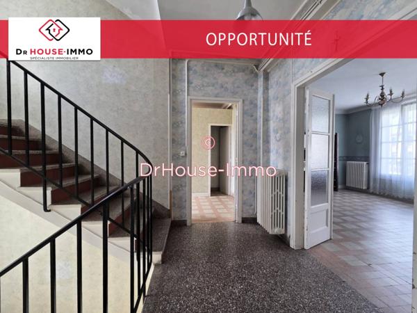Immeuble à vendre 8 pièces de 249 m²