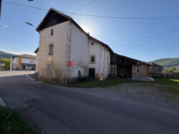 Grande maison avec gros potentiel de rénovation