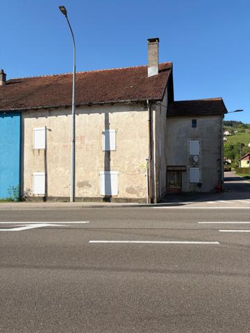 Grande maison avec gros potentiel de rénovation