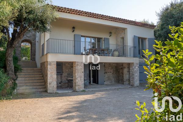 Maison à vendre 6 pièces 220 m² Gassin