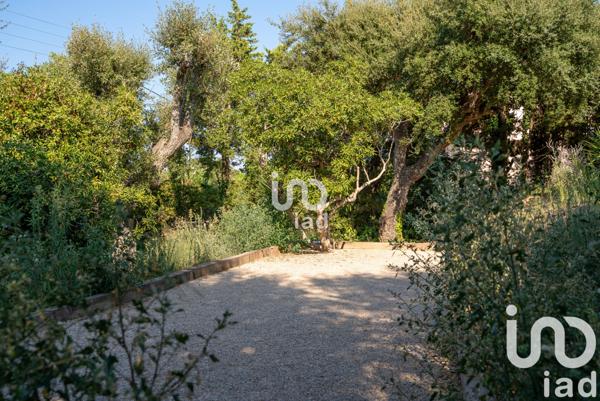 Maison à vendre 6 pièces 220 m² Gassin