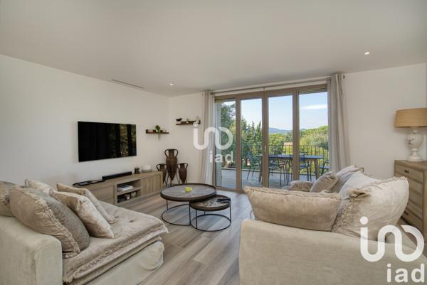 Maison à vendre 6 pièces 220 m² Gassin