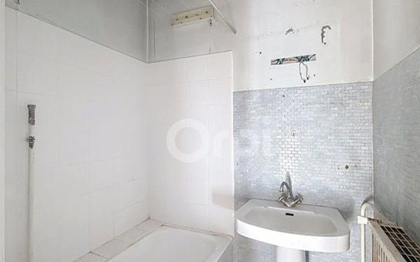 Appartement à vendre    1 pièce • 25 m2 Paris 15