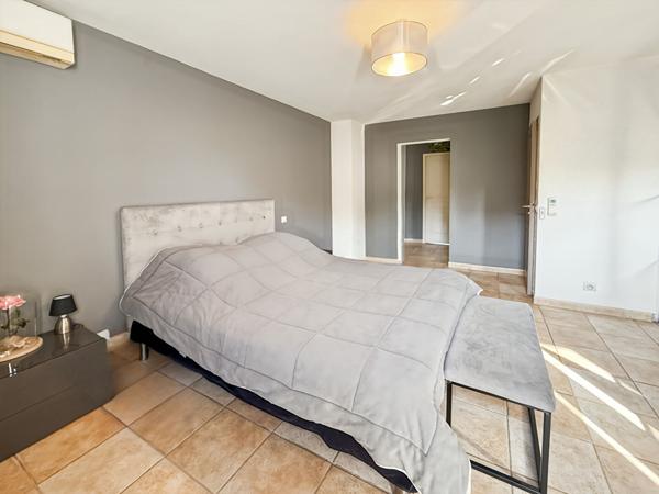 EXCLUSIVITÉ - Le Cannet - Maison familiale 6 pièces de 163m²- 5 chambres - jardin et garage