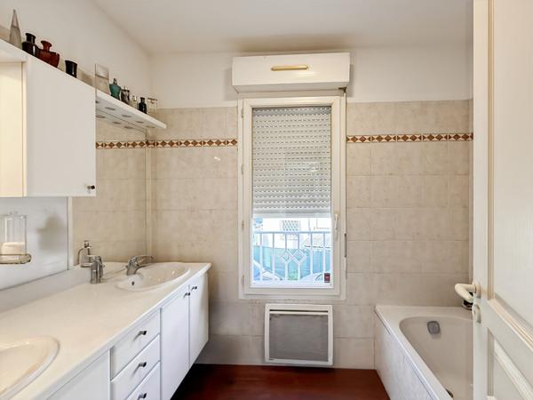 EXCLUSIVITÉ - Le Cannet - Maison familiale 6 pièces de 163m²- 5 chambres - jardin et garage