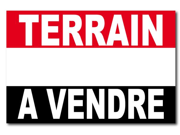 CHATEAUNEUF DE GADAGNE - ENTRE LE THOR ET AVIGNON - TERRAIN DIVISIBLE ET CONSTRUCTIBLE A VENDRE EN BORD D'AXE DEPARTEMENTAL