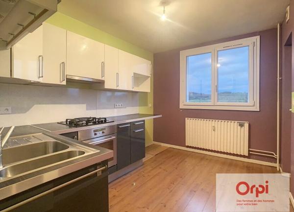 Appartement à louer    4 pièces • 72,69 m2 Montluçon