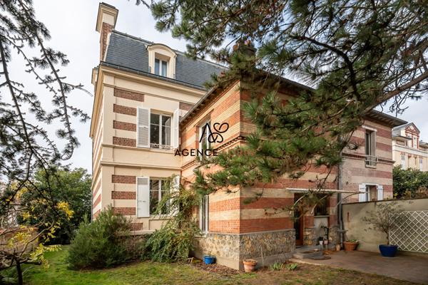 Propriété Le Vésinet - 183,31 m² - 7 pièces Le vesinet Propriété Le Vésinet - 183,31 m² - 7 pièces Le vesinet