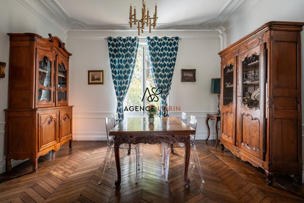 Propriété Le Vésinet - 183,31 m² - 7 pièces Le vesinet Propriété Le Vésinet - 183,31 m² - 7 pièces Le vesinet