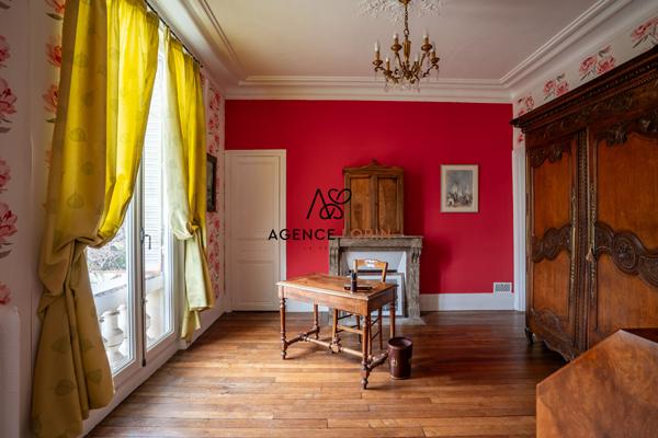 Propriété Le Vésinet - 183,31 m² - 7 pièces Le vesinet Propriété Le Vésinet - 183,31 m² - 7 pièces Le vesinet