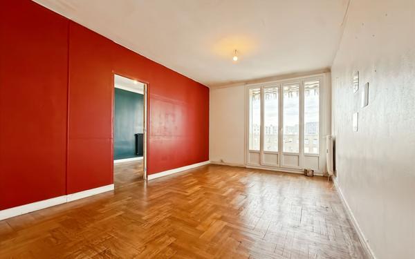 Appartement à vendre    4 pièces •  Lyon 8