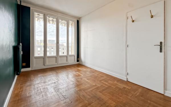 Appartement à vendre    4 pièces •  Lyon 8