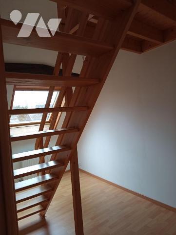 EN VENTE à AVESNES SUR HELPE Immeuble composé de 4 logements en très bon état d'entretien.
4 a...