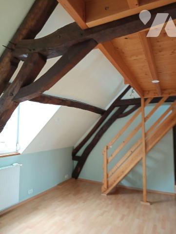 EN VENTE à AVESNES SUR HELPE Immeuble composé de 4 logements en très bon état d'entretien.
4 a...