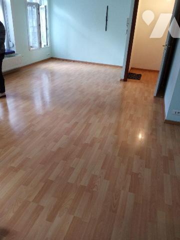 EN VENTE à AVESNES SUR HELPE Immeuble composé de 4 logements en très bon état d'entretien.
4 a...