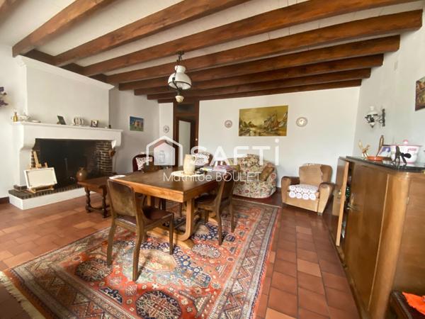 Maison de campagne avec 3 chambres, cour, garage