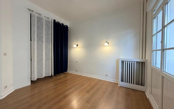 Appartement à louer    2 pièces •  Montrouge