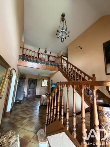 Maison à vendre 9 pièces 273 m² Château-Thierry