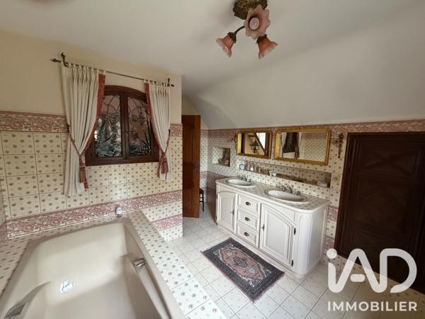 Maison à vendre 9 pièces 273 m² Château-Thierry