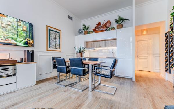 Appartement à vendre    4 pièces • 78 m2 Nice