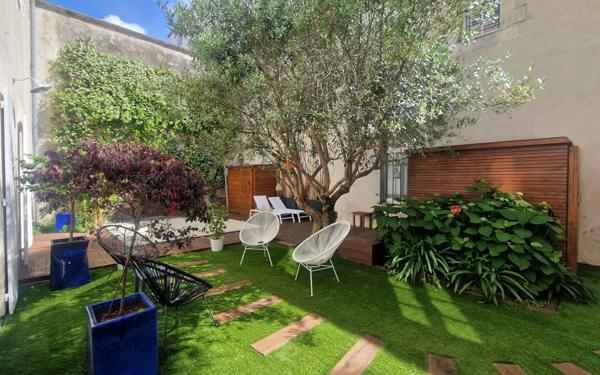 Appartement à vendre    4 pièces • 153 m2 La Rochelle