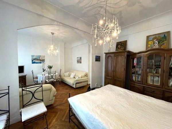 Appartement à vendre    3 pièces • 72,06 m2 Nice