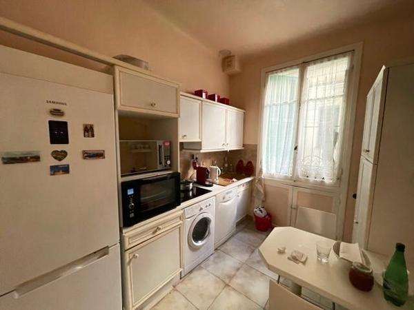 Appartement à vendre    3 pièces • 72,06 m2 Nice