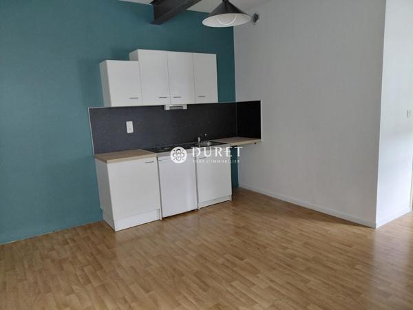 APPARTEMENT T2 A LOUER - CENTRE VILLE CHOLET