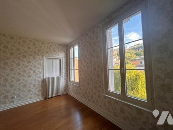 LAON GARE - CHARMANTE MAISON DE VILLE INDEPENDANTE