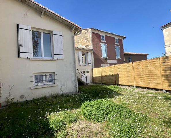 Maison à vendre 99 500 € Saint-Bonnet-sur-Gironde 5 p 72 m² DPE C