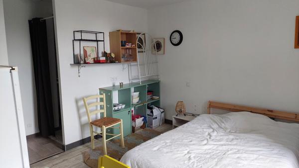 Maison composée de deux logements et d'un studio