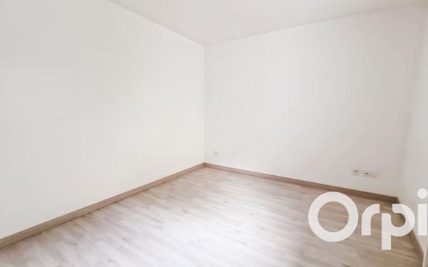 Appartement à louer    4 pièces •  Le Pouzin