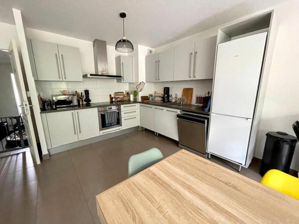 Maison à vendre    5 pièces • 99 m2    Hoenheim