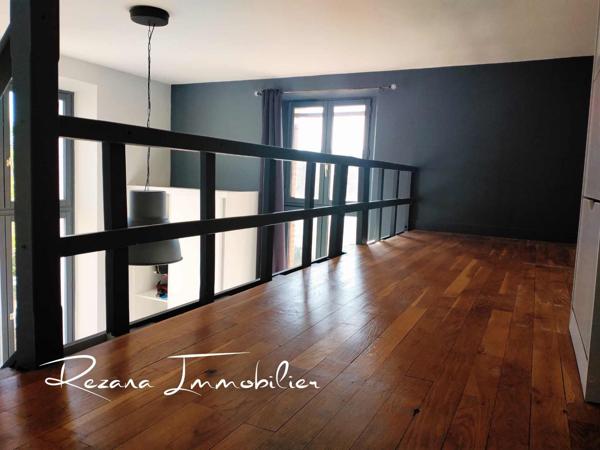 Appartement de charme rénové avec garage fermé à Héricy