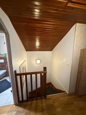 Maison à vendre 7 pièces CRANVES SALES (74)
