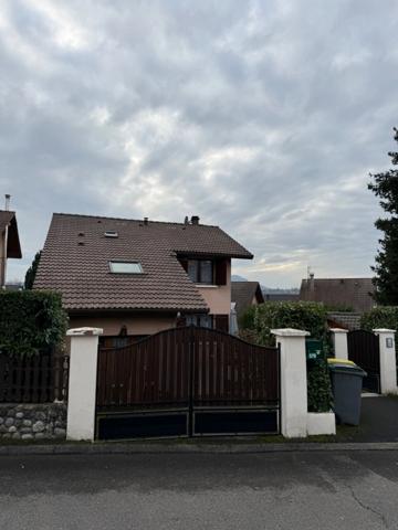 Maison à vendre 7 pièces CRANVES SALES (74)