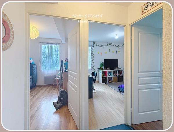 Appartement à vendre 4 pièces VETRAZ MONTHOUX (74); T4; 4 chambres; Parking; Local velo; Local Moto; Jardin privatif;