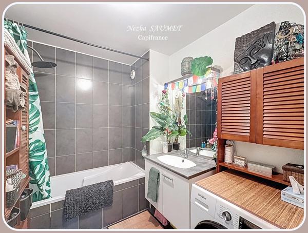 Appartement à vendre 4 pièces VETRAZ MONTHOUX (74); T4; 4 chambres; Parking; Local velo; Local Moto; Jardin privatif;