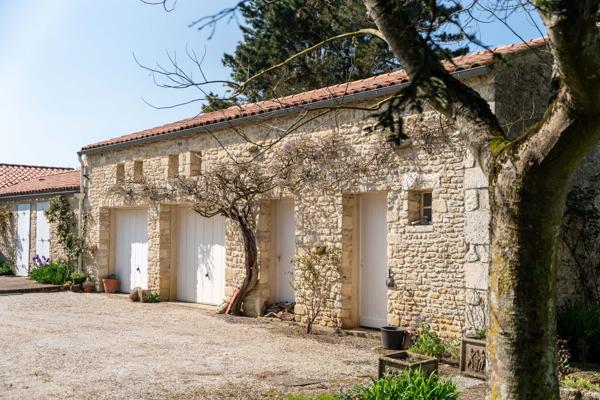 Vente Maison de luxe Saint-Georges-d'Oléron 6 Pièces 200 m²
