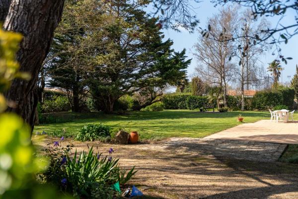 Vente Maison de luxe Saint-Georges-d'Oléron 6 Pièces 200 m²