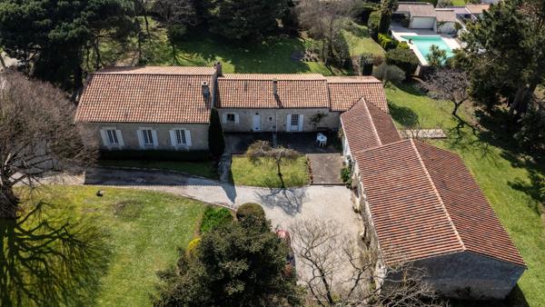 Vente Maison de luxe Saint-Georges-d'Oléron 6 Pièces 200 m²