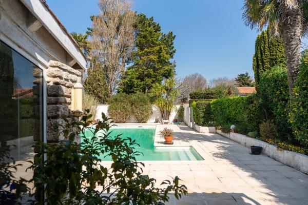 Vente Maison de luxe Saint-Georges-d'Oléron 6 Pièces 200 m²