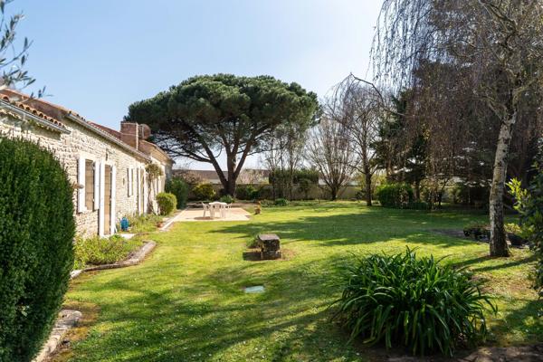 Vente Maison de luxe Saint-Georges-d'Oléron 6 Pièces 200 m²