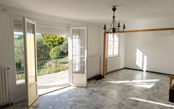 Maison à louer    4 pièces •  Saint-Brès