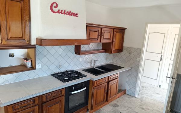 Maison à louer    4 pièces •  Saint-Brès