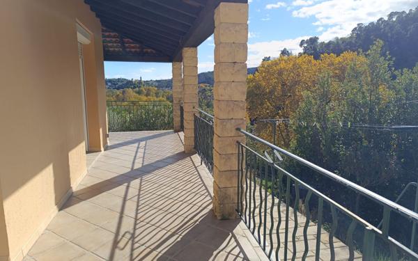 Maison à louer    4 pièces •  Saint-Brès