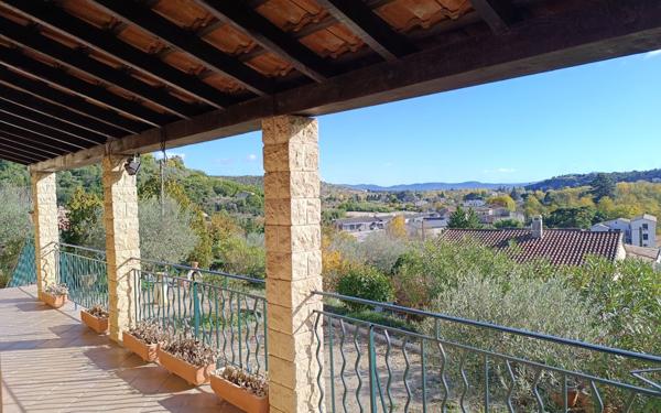 Maison à louer    4 pièces •  Saint-Brès