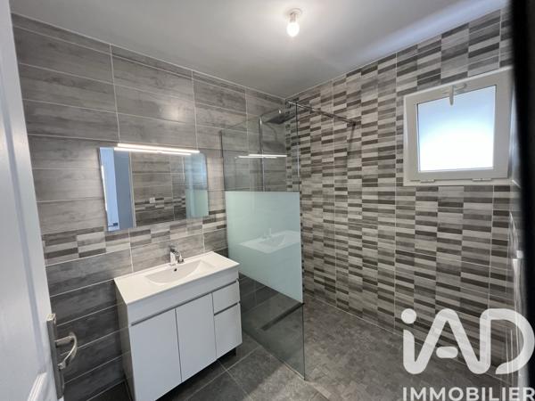 Location maison 5 pièces 119 m² Saint-Paul